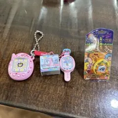 たまごっち　ガチャガチャ　Tamagotchi Uni ピンク キーホルダー