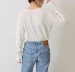 長袖　Tシャツ　ロンT 薄手のサムネイル