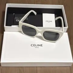 【新品未使用品】CELINE ロゴ入りサングラス　ホワイトのサムネイル
