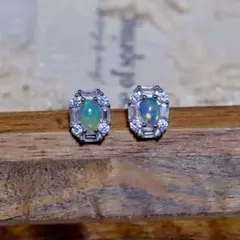 ろ*ん様 【極美・遊色】天然 エチオピアオパール ピアス S925 繊細デザイン