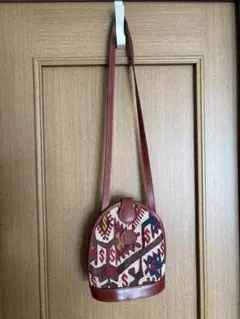 キリムショルダーバッグ 円筒形