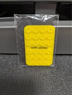 MARC JACOBS マークジェイコブス スマホ用 吸盤シート イエロー