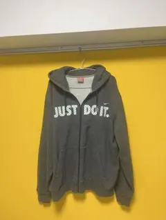 Item thumbnail for item 62492996-46a4-44e4-95e8-850ceb014d56