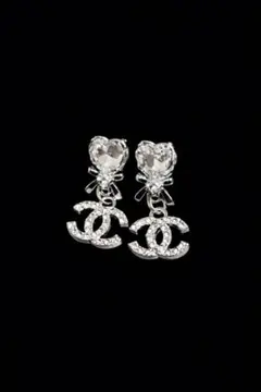 ヴィンテージピアス ロゴ cc