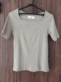 azul by moussy リブトップス　Tシャツ　スクエアネック