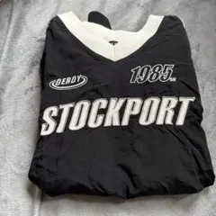 Vネック トレーナー