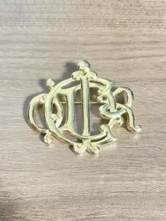 【美品】DIORディオール ブローチアクセサリーゴールド ユニセックス