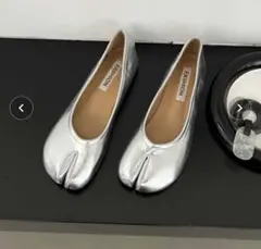 フラット足袋（タビ）シューズ シルバー