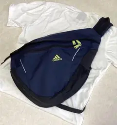 adidas ワンショルダーバッグ　ボディバッグ　ショルダーバッグ　y2k