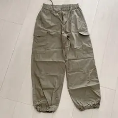 カーゴパンツ