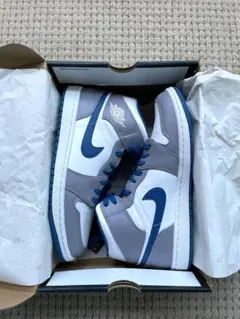 【新品】NIKE AIR JORDAN 1 MID グレー 26.5cm