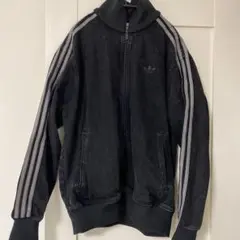 adidasファイヤーバードデニム