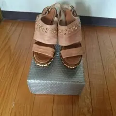 最終値下げです！ROSE BUD ウェッジサンダル