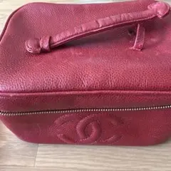 シャネルバニティポーチ赤