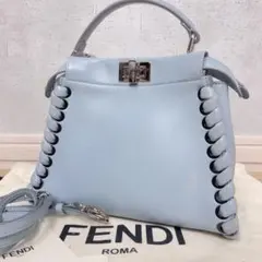 FENDI ピーカブー アイコニックミニ ハンドバッグ ペカンストライプ