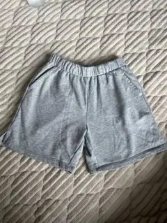 GAPキッズ　グレー無地半ズボンMサイズ