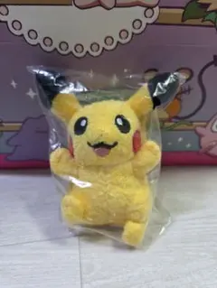 韓国限定　ポケモン　ポップアップ　ぬいぐるみマスコットキーリング　ピカチュウ