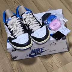 Travis Scott × Nike Air Jordan 1 Low