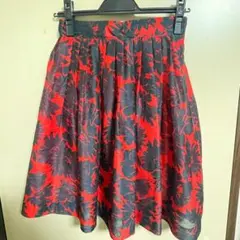 LIZ LISA リズリサ スカート 花柄 赤 レッドのサムネイル
