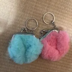 水色とピンクのファーがま口キーホルダー