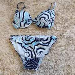 LACOSTE　幾何学模様 セパレート水着　Mサイズ