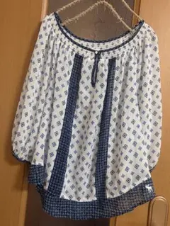 ⭐︎ Abercrombie&Fitch ⭐︎シフォンチュニックブラウス＊美品のサムネイル