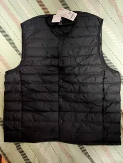 未使用品 UNIQLO パフテックコンパクトベスト L ブラック