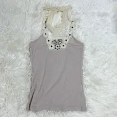 carnelianベージュ ホルターネック キャミソール ビジュー付き✨Mサイズのサムネイル
