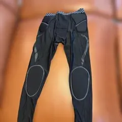 新品　パッド付きヒップガード ブラック　M