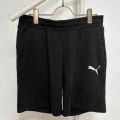 PUMAハーフパンツ（X L）サッカー　黒　刺繍ロゴ　スウェットパンツ