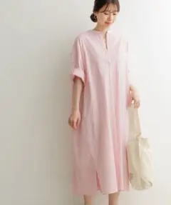 美品　アーバンリサーチドアーズ　綺麗色　バンドカラーストライプワンピース　ピンク