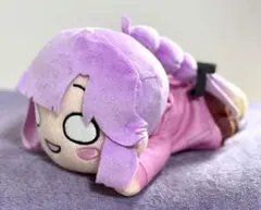 安養寺姫芽 寝そべり 冬制服