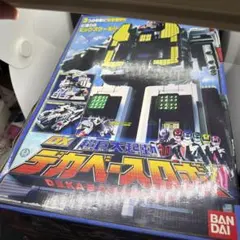 特捜戦隊デカレンジャー デカベースロボ カード レトロカード 特捜戦隊デカレンジャー デカベースロボ カード レトロカード - メルカリ