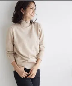 プレミアムカシミヤタッチタートルニット　ピエロ 【Pierrot】