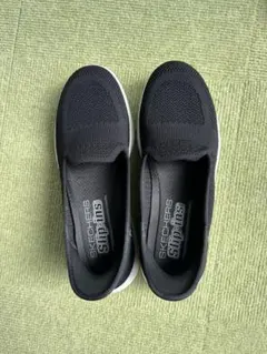 SKECHERS Slip-Ins ブラック スリッポン