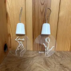 【美品】アクリル 吊り下げライト 2個セット（指ハート / チューリップ）