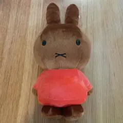 ミッフィー ぬいぐるみ ブラウン レッド