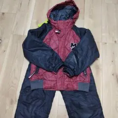 子ども用スキーウェアセット　ボード　（赤黒チェック）