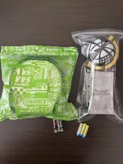 SixTONESペンライト 2本セット　VVS,YOUNG OLD