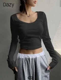 DAZY 無地柄 スクープネック クロップシャツ　ダークグレー 韓国　SHEIN