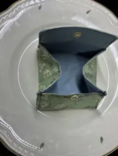 花柄スナップボタンポーチ