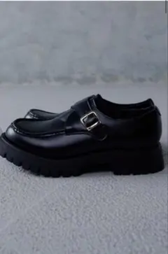 High sole volume loafers