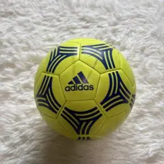 adidas フットサル ボール AFF4810Y 蛍光 イエロー FUTSAL