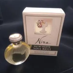 【未使用】NINA RICCI Nina オードトワレ 6ml 箱付き 廃盤品のサムネイル