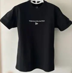 【NEW ERAニューエラ】半袖 コットン Tシャツ Circle ロゴ (黒)のサムネイル