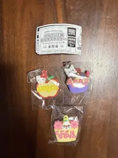 サンリオメルヘン工房　おなまえホルダー　キティ　コロコロクリリン　はなまるおばけ