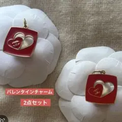 CHANEL _2026 バレンタイン_レッドハートチャーム ＆ キーホルダー