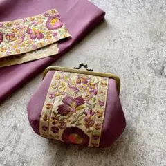 SALE【インド刺繍リボン/くすみパープル】　ぷっくりタック　がま口国産口金AG