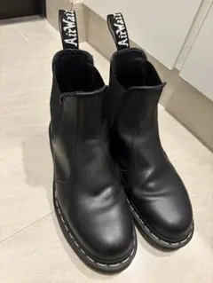 【Dr.Martens】ホワイトステッチ チェルシーブーツ