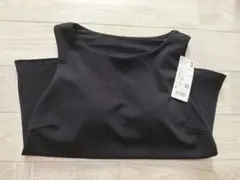 UNIQLO クレープジャージーボートネックブラトップ 黒 Sサイズのサムネイル